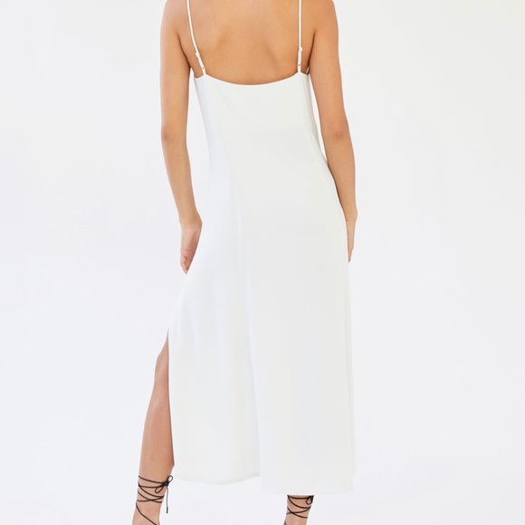 Babaton Dresses & Skirts - Babaton slip dress from Aritzia